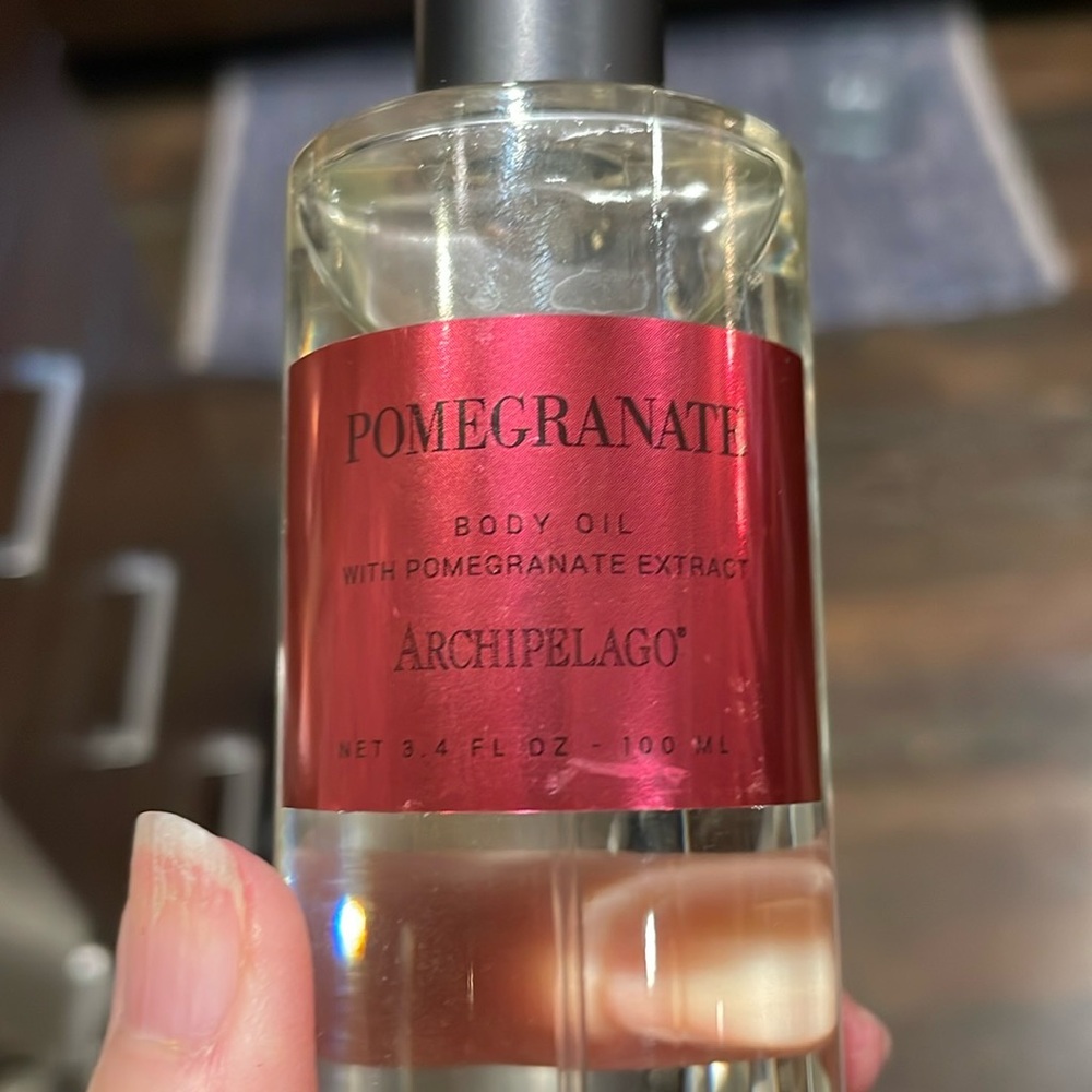 Amazing “ARCHIPELAGO BOTANICALS” NWT - Picture 2 of 5